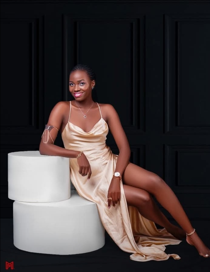 Hero background image of a stylish Kenyan woman